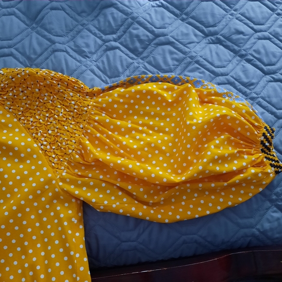 Innika Top - Picture 4 of 6